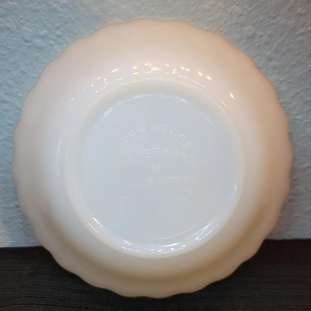 Vtg Dessert Fruit Sauce Dish Bowl Oven Proof Gold Trimmed White Glass